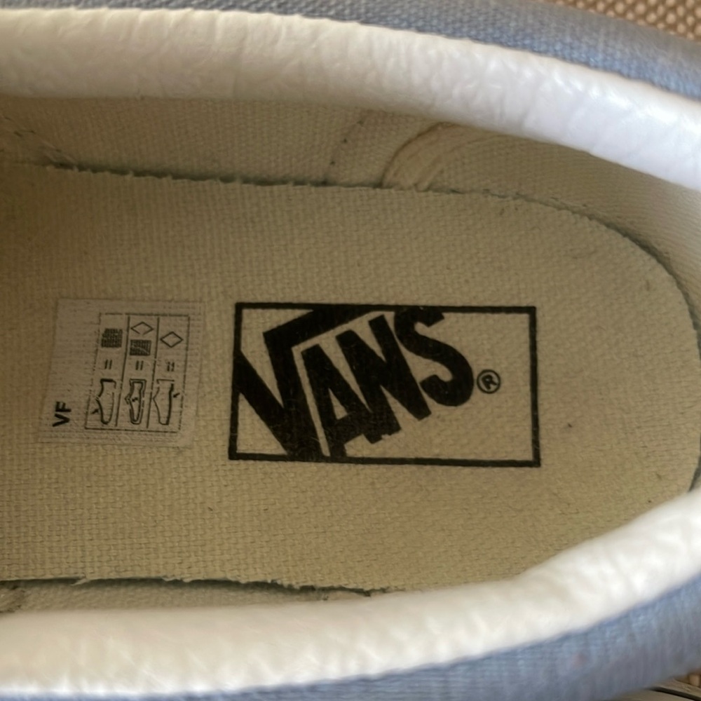 Vans Classic Gray Checkerboard Skip On Skateboard Sneakers- Size 2 - Picture 6 of 6